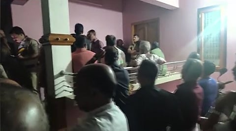 പയ്യന്നൂരിൽ കുടുംബത്തിലെ നാല് പേർ മരിച്ചതിൽ വഴിത്തിരിവ്; കൊച്ചുമക്കൾക്ക് വിഷം നൽകി അമ്മയും മകനും ജീവനൊടുക്കിയെന്ന് സംശയം