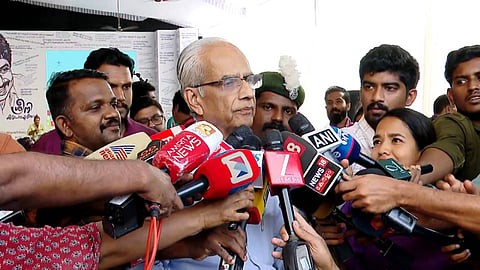 "ശബരിമലയില്‍ നിന്ന് എന്ത് പോയാലും സങ്കടമാണ്"; കണ്ഠരര് രാജീവരുടെ അറസ്റ്റില്‍ പ്രതികരിക്കാതെ കെ. ജയകുമാര്‍ 