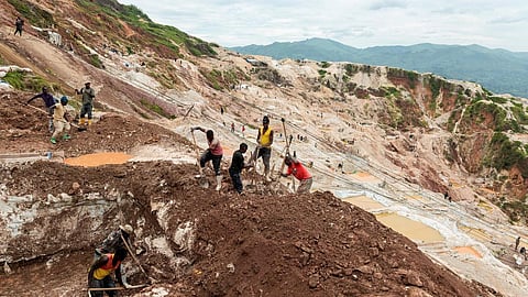  Coltan mine DR Congo