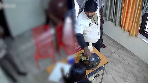 സ്‌പാ കൂട്ടബലാത്സംഗക്കേസ്; പ്രതികൾക്കായി അന്വേഷണം ഊർജിതം, രണ്ടുപേർ സംസ്ഥാനം വിട്ടെന്ന് സൂചന 