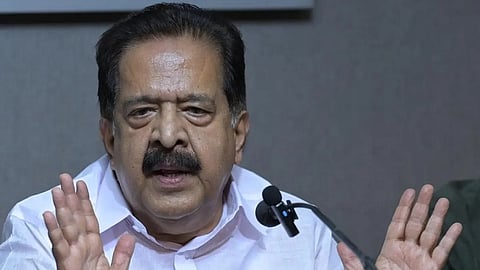 "ആഭ്യന്തരം ലഭിച്ചാൽ മന്ത്രിസഭയിൽ വരാം"; കോൺഗ്രസിന് മുന്നിൽ ഉപാധികളുമായി ചെന്നിത്തല