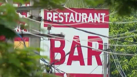ഇനി മുതൽ രാവിലെ 10 മുതൽ രാത്രി 12 വരെ; സംസ്ഥാനത്ത് ബാറുകളുടെ പ്രവർത്തന സമയം കൂട്ടും
