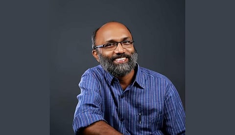 അമ്പലപ്പുഴ സിപിഐഎം ഏരിയ കമ്മിറ്റി ഔദ്യോഗിക വാട്‌സാപ്പ് ഗ്രൂപ്പില്‍ നിന്ന് ജി. സുധാകരന്റെ മുന്‍ പിഎ പുറത്ത്