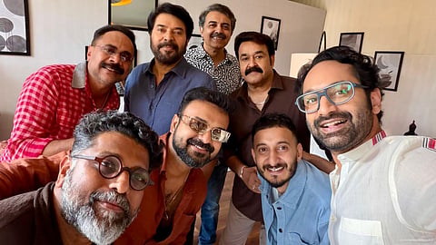 ഫഹദ് ഫാസിലിന്റെ 'പേട്രിയറ്റ് സെൽഫി'