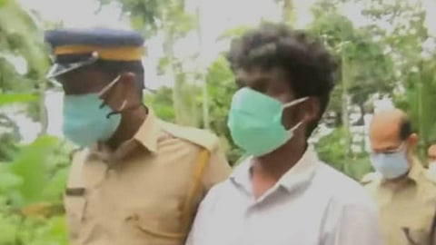 മാനസികാരോഗ്യ കേന്ദ്രത്തിൽ നിന്നും  ചാടിപ്പോയ പെരിന്തൽമണ്ണ ദൃശ്യ കൊലക്കേസ് പ്രതി പിടിയിൽ