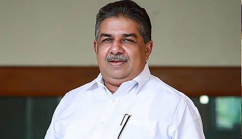"ഭരണവിരുദ്ധ വികാരമായിരുന്നെങ്കില്‍ ഞാനും തോല്‍ക്കുമായിരുന്നില്ലേ?"; അലംഭാവവും അമിത ആത്മവിശ്വാസവും തിരിച്ചടിയായെന്ന് സജി ചെറിയാന്‍ 