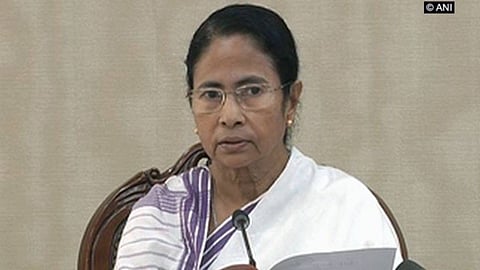 യഥാര്‍ഥ വില്ലന്‍ മുഖ്യ തെരഞ്ഞെടുപ്പ് കമ്മീഷണര്‍; രാജിവെക്കില്ലെന്ന് മമതാ ബാനര്‍ജി  
