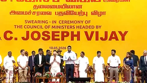 വിജയ്  മന്ത്രിസഭയിലേക്ക് ഇവരും..