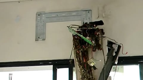 സ്പോർട്സ് കൗൺസിൽ ആസ്ഥാനത്ത് എ.സി പൊട്ടിത്തെറിച്ച് അപകടം; രണ്ട് പേർക്ക് പരിക്ക്