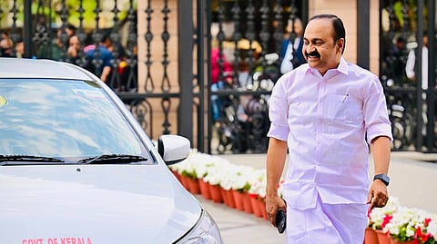 "ആർഭാടവും പത്രാസും കാണിക്കാനുള്ള സാമ്പത്തികശേഷി തൽക്കാലമില്ല"; ശൈലി മാറ്റത്തിൽ പ്രതികരണവുമായി വി.ഡി. സതീശൻ