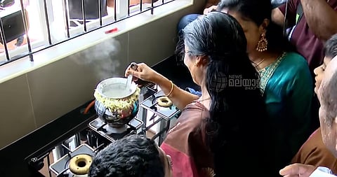 പുതിയ തുടക്കം; വയനാട് ടൗണ്‍ഷിപ്പിലെ ആദ്യ താമസക്കാരായി വിജയനും കുടുംബവും
