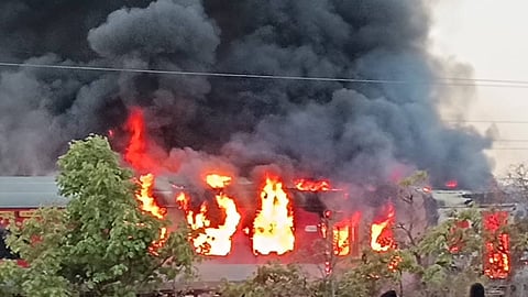 Fire breaks out in Thiruvananthapuram Nizamuddin Rajdhani Express
