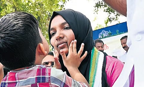 ഒൻപത് വർഷത്തെ പോരാട്ടം, ഒടുവിൽ നീതി; ഹർഷിന ഇന്ന്  കോഴിക്കോട് മെഡിക്കൽ കോളജിൽ ജോലിയിൽ പ്രവേശിക്കും