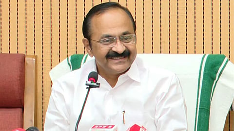 മുനമ്പത്തെ മനുഷ്യരെ ഇറക്കിവിടില്ല, ഭൂമിയിൽ പൂർണാവകാശം വാങ്ങിച്ചുകൊടുക്കും: വി.ഡി. സതീശൻ 