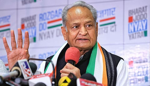 "എന്നെ കോണ്‍ഗ്രസ് പ്രസിഡന്റായി തീരുമാനിച്ചെങ്കില്‍ ഞാന്‍ അത് നിരസിക്കുമായിരുന്നോ?"; വിവാദത്തിന് തിരികൊളുത്തി അശോക് ഗെഹ്‌ലോട്ട് 
