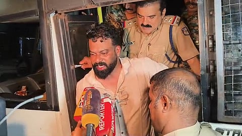 സുഗതനെ അറസ്റ്റ് ചെയ്യുന്നതിന് ആകാശത്തേക്ക് വെടിവച്ചതിൽ പൊലീസ് വീഴ്ചയില്ല; അന്വേഷണ റിപ്പോർട്ട്