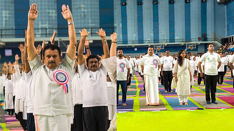 Health Minister reminds of the importance of yoga