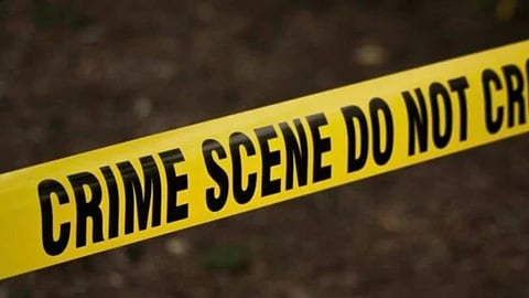 ബംഗാളില്‍ 12 വയസ്സുകാരി മരിച്ച നിലയില്‍; കൂട്ടബലാത്സംഗം ആരോപിച്ച് യുവാവിനെ ജനക്കൂട്ടം തല്ലിക്കൊന്നു