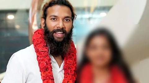 കുംഭമേള വൈറല്‍ പെണ്‍കുട്ടിക്ക് തിരിച്ചടി; സംരക്ഷണ ഉത്തരവ് പിന്‍വലിച്ച് ഹൈക്കോടതി