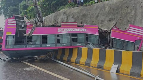 Police found that the bus was traveling at a speed of 130 kmph