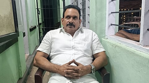 മുഖ്യമന്ത്രിയെ വഴിയില്‍ തടഞ്ഞ ചേന്തി അനില്‍ കോണ്‍ഗ്രസില്‍നിന്ന് പുറത്ത്; റൗഡി ലിസ്റ്റില്‍ ഉള്‍പ്പെട്ട കാര്യം അറിയില്ലെന്ന് എന്‍. ശക്തന്‍