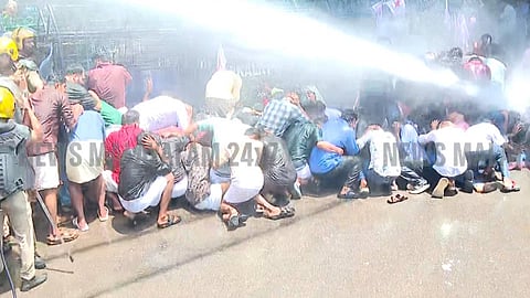 Clashes at SFI march