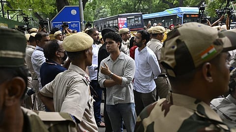 സ്വതന്ത്ര ഭരദ്വാജിനെ 72 മണിക്കൂറിനുള്ളില്‍ അറസ്റ്റ് ചെയ്യാമെന്ന് ഡല്‍ഹി പൊലീസ്; പ്രതിഷേധം അവസാനിപ്പിച്ച് സിജെപി