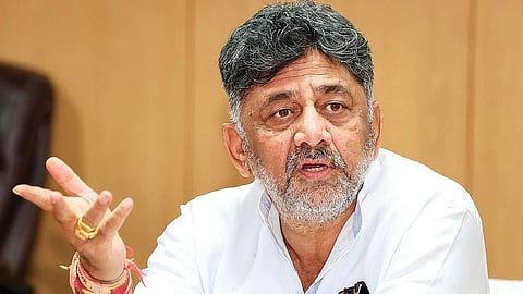 'വന്ദേമാതരം' മുഴുവൻ വേണ്ട; ആദ്യ രണ്ട് ഖണ്ഡിക മാത്രം മതിയെന്ന് കർണാടക സർക്കാർ