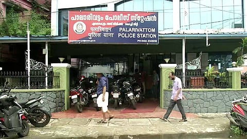 Women stripped and robbed in Palarivattom