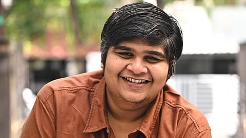 മലയാളത്തിൽ പടം ചെയ്യും; ഫോർട്ട് കൊച്ചിയിൽ കണ്ട ഒരാളുടെ റിയൽ സ്റ്റോറി: കാർത്തിക് സുബ്ബരാജ്