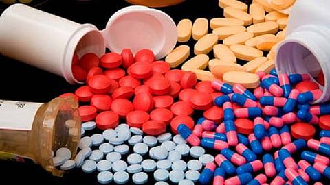 Medicines worth 120 crore are lying piled up in warehouses