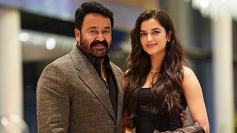 "അങ്ങയിൽ നിന്ന് പലതും പഠിക്കാനായി"; മോഹൻലാലിന് ഒപ്പമുള്ള ചിത്രം പങ്കുവച്ച് ഭാഗ്യശ്രീ ബോർസെ