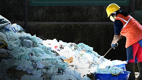 Sanitary waste is accumulating in the state