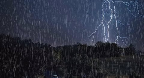 കനത്ത മഴ, ഉരുൾപൊട്ടൽ സാധ്യത... ഇടുക്കിയിൽ ജാഗ്രതാ നിർദേശം