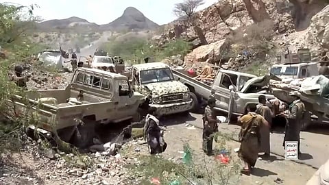 Houthi missile attack on a Yemeni military camp; 20 people killed