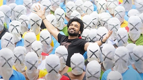 സ്വന്തം മുഖം പോലും തിരിച്ചറിയാനാകാത്ത നായകൻ! ജിത്തു മാധവൻ 'സീൻ' മാറ്റുമോ? ഫാൻ തിയറികളിൽ നിറഞ്ഞ് 'പ്രോസോപഗ്നോസിയ'