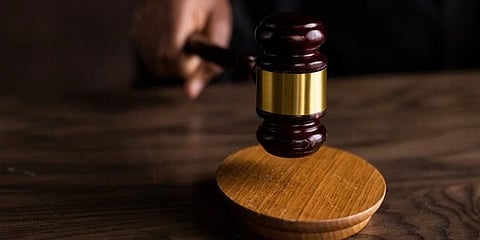 നിയമവിരുദ്ധമായി ജോലി ചെയ്യാൻ പ്രേരിപ്പിച്ചു; യു.കെയിലെ ഹിന്ദുജ കുടുംബാംഗങ്ങള്‍ക്ക് തടവ് ശിക്ഷ