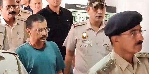 ഡെൽഹി മദ്യനയക്കേസ്; അരവിന്ദ്  കെജ്‌രിവാളിനെ മൂന്ന്  ദിവസത്തേക്ക് കസ്റ്റഡിയിൽ വിട്ട് സിബിഐ