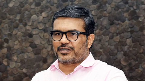 എസ് എഫ് ഐ മാത്രമല്ല ക്യാമ്പസുകളിൽ അക്രമം ഉണ്ടാക്കുന്നത്; എം ബി രാജേഷ്‌