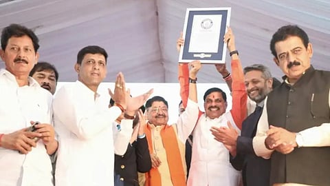 24 മണിക്കൂറിൽ പതിനൊന്ന്  ലക്ഷം വൃക്ഷത്തൈകൾ; ലോക റെക്കോർഡ് നേടി  മധ്യപ്രദേശ്