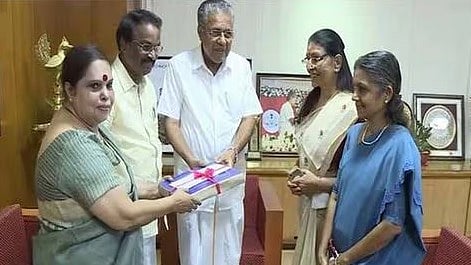 ഹേമ കമ്മിറ്റി റിപ്പോർട്ടിന്റെ പകർപ്പ് കൈമാറാൻ സർക്കാർ; നല്‍കുന്നത് പൂർണമല്ലാത്ത  റിപ്പോർട്ട്