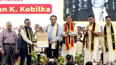 അറുപതാം വയസ്സിൽ പിഎച്ച്ഡി പൂർത്തിയാക്കി; സ്വപ്നസാക്ഷാത്കാരത്തിൻ്റെ നിറവിൽ ഐഎസ്ആർഒ തലവൻ