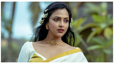 അമല പോള്‍