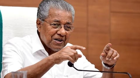 സൈന്യവും സേനയും ദുരന്തമുഖത്ത് പ്രവർത്തിച്ചത് ദൃഢനിശ്ചയത്തോടെ: പൊലീസിനെ പ്രശംസിച്ച് മുഖ്യമന്ത്രി