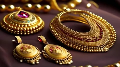 സ്വർണവിലയിൽ വീണ്ടും ഇടിവ്; ഒറ്റയടിക്ക് കുറഞ്ഞത് 640 രൂപ