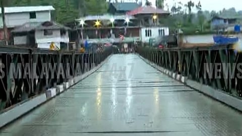 ചൂരൽമല ദുരന്തം; സൈന്യം നിർമ്മിച്ച ബെയ്‌ലി പാലം ശക്തിപ്പെടുത്തുന്നു
