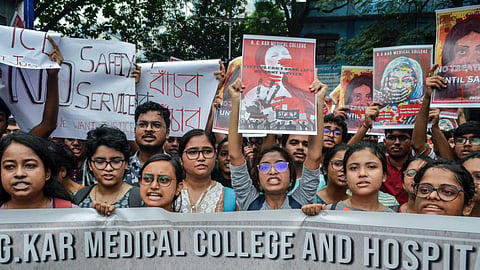 ബ്ലൂടൂത്ത് ഡിവൈസിലൂടെ പ്രതിയിലേക്ക്; കൊല്‍ക്കത്തയിലെ വനിതാ ഡോക്ടറുടെ കൊലപാതകത്തില്‍ ഒരാള്‍ അറസ്റ്റില്‍