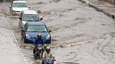 കനത്ത മഴയിൽ മുങ്ങി ഉത്തരേന്ത്യ; പല നഗരങ്ങളും വെള്ളക്കെട്ടിൽ, രാജസ്ഥാനിൽ മഴക്കെടുതികളിൽ 20 മരണം