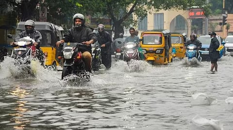 ഉത്തരേന്ത്യയിൽ മഴ കനക്കുന്നു; പ്രളയസമാന സാധ്യതയെന്ന് കാലാവസ്ഥാ നിരീക്ഷണകേന്ദ്രം