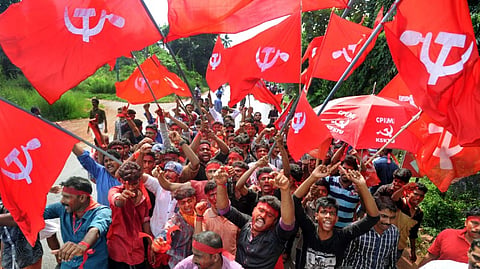 കാഫിർ വിവാദം: എൽഡിഎഫിൽ പ്രതിസന്ധി; പാർട്ടിക്കുള്ളിൽ ചേരിപ്പോര് ആരംഭിക്കുമെന്ന് സൂചന